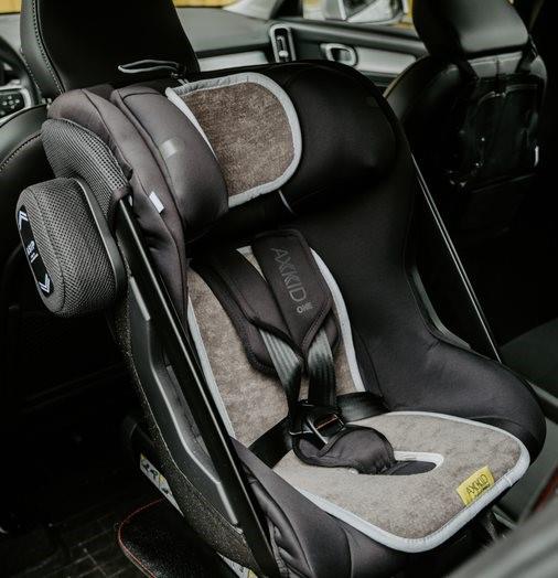 Axkid AeroMoov Reboarder Antischwitzauflage Grau Axkid AeroMoov Reboarder Antischwitzauflage Grau