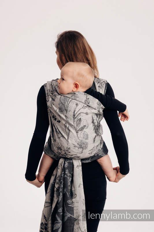 Lenny Lamb Tragetuch Herbarium Roundhay Garden (creme / grau) Gr. 6 Lenny Lamb Tragetuch Herbarium Roundhay Garden (creme / grau) Gr. 6