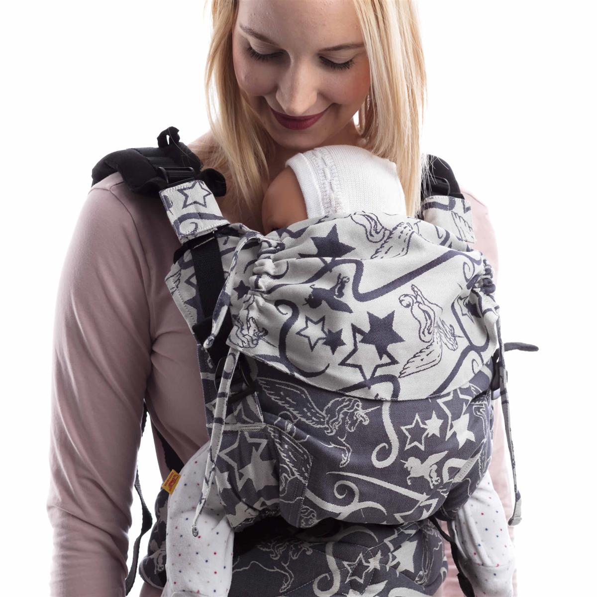 Schmusewolke FirstEdition Fullbuckle Magic Blue (56 - 80 cm/ 15 Kilo) Schmusewolke FirstEdition Fullbuckle Magic Blue (56 - 80 cm/ 15 Kilo)