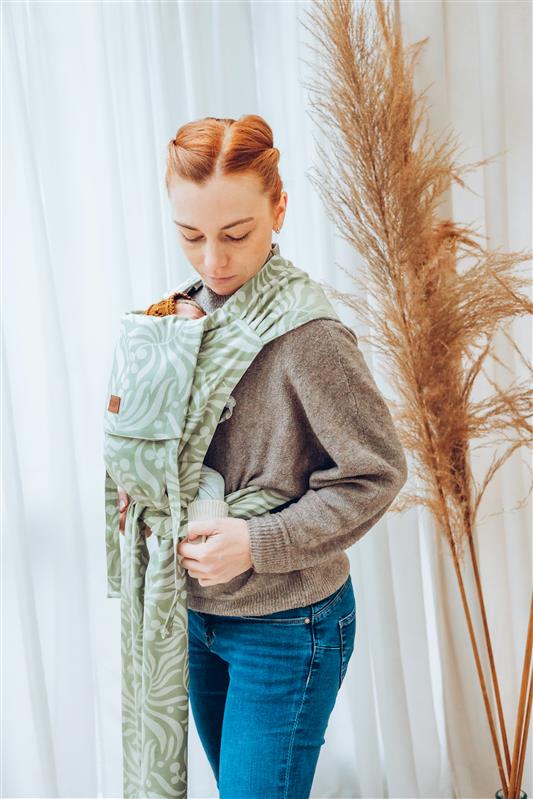 LELIBA Tai Babytrage mit Polster Bungi Green