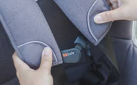 BeSafe Gurtwächter für BeSafe Autokindersitze mit internem Gurtsystem Schwarz