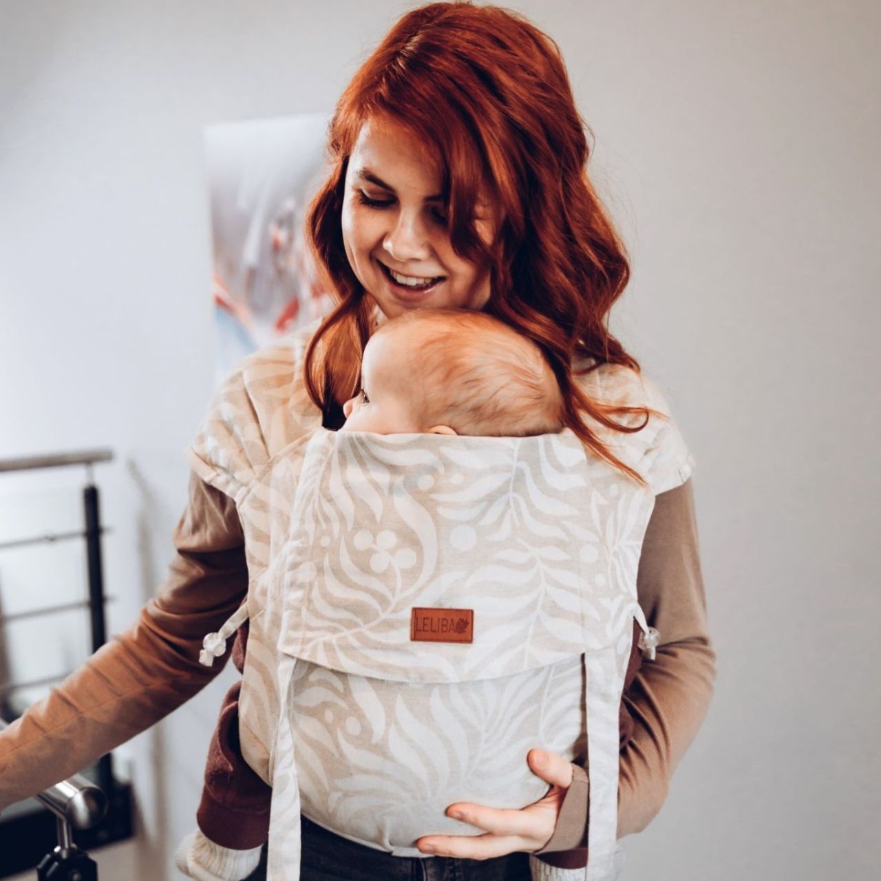 LELIBA Tai Babytrage mit Polster Leaf Bungi Leinen