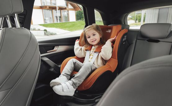 Britax Römer DUALFIX 5Z Reboarder LUX | Urban Olive Britax Römer DUALFIX 5Z Reboarder LUX | Urban Olive