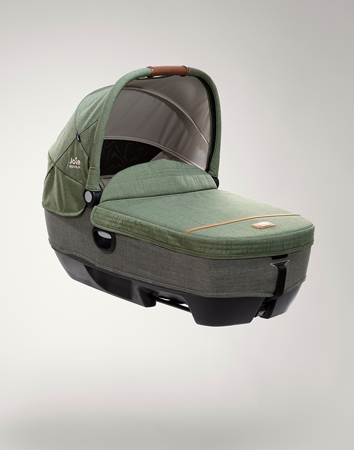 Joie Signature calmi R129™ Pine (unbenutzes) Ausstellungsstück Joie Signature calmi R129™ Pine (unbenutzes) Ausstellungsstück