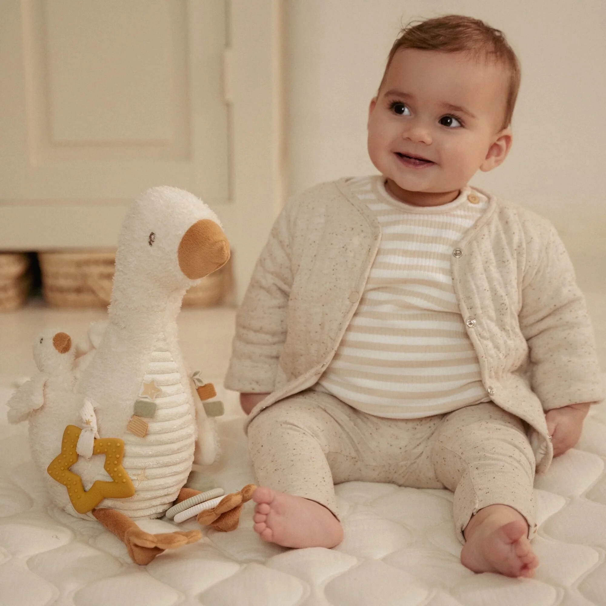 Little Dutch Aktivitäten-Kuscheltier Gans Weiß - Kleine Gans Little Dutch Aktivitäten-Kuscheltier Gans Weiß - Kleine Gans