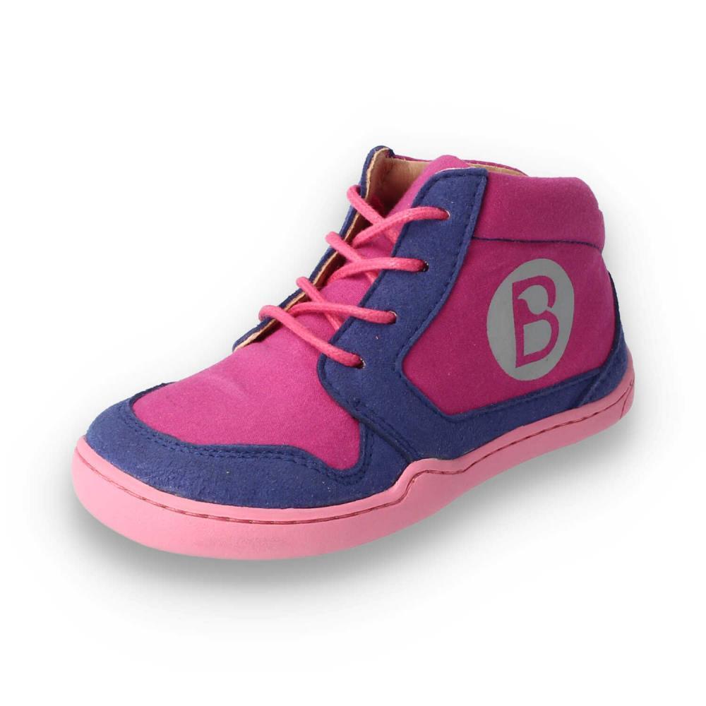 BLifestyle Model OPOSSUM lace pink 25 BLifestyle Model OPOSSUM lace pink 25