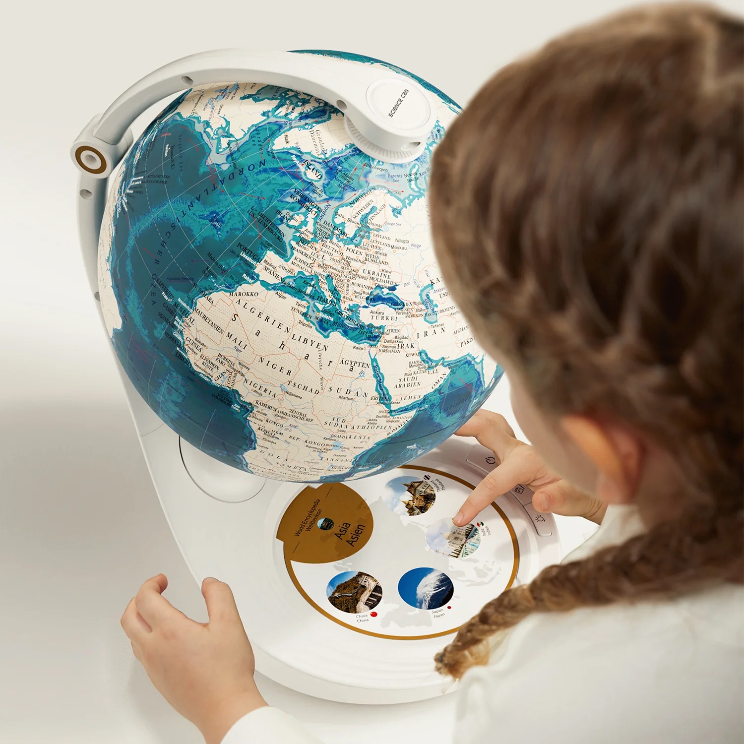 Topbright Science Can Science can Die Erde mit leuchtendem Kern & Quiz für Kinder