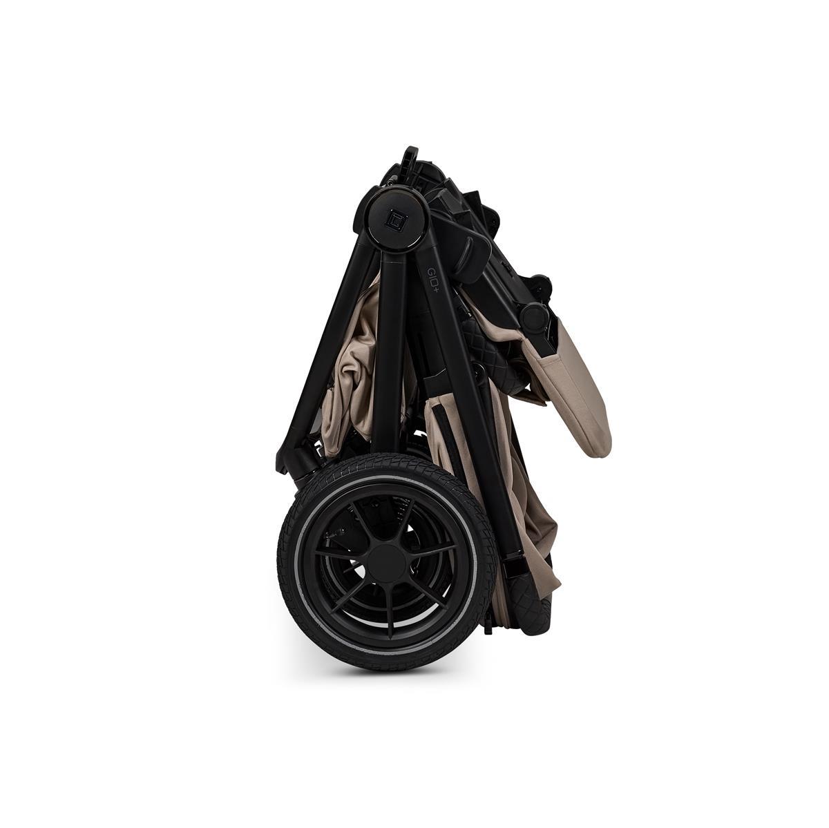 Moon GIO+ Kinderwagen-Set sand / matt Moon PIÙ Kinderwagen SET sand / chrome