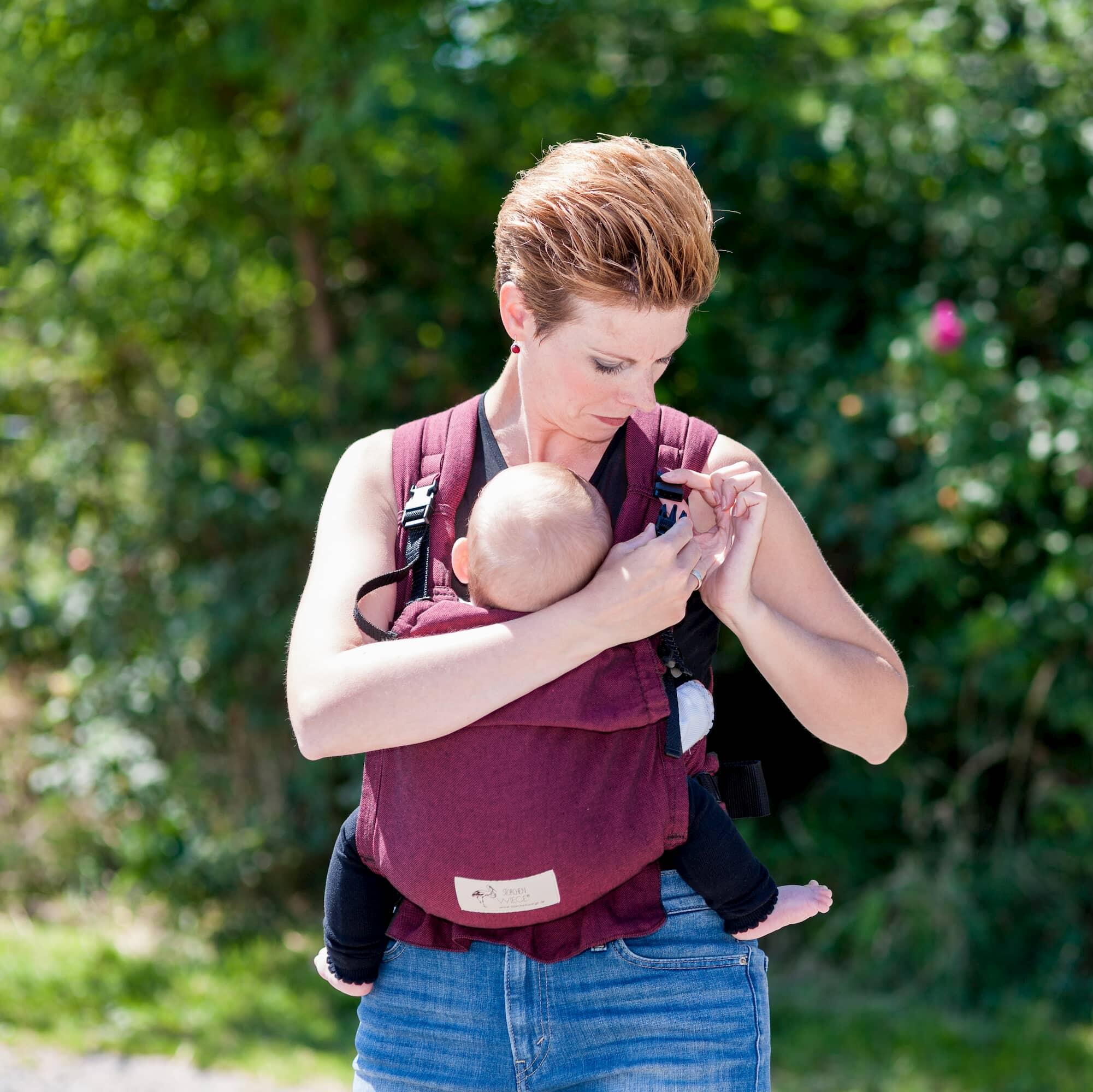 Storchenwiege BabyCarrier bordeaux Storchenwiege BabyCarrier bordeaux