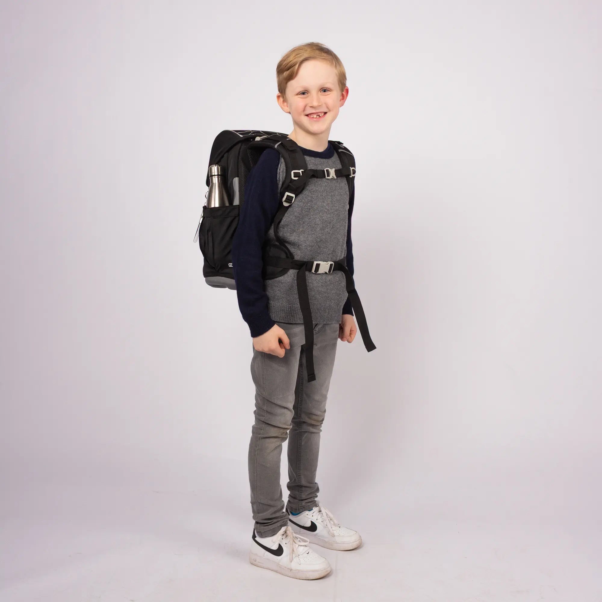 Schneiders Ergoplus Schulrucksack-Set 8-tlg. Dark Hunter Schneiders Ergoplus Schulrucksack-Set 8-tlg. Dark Hunter