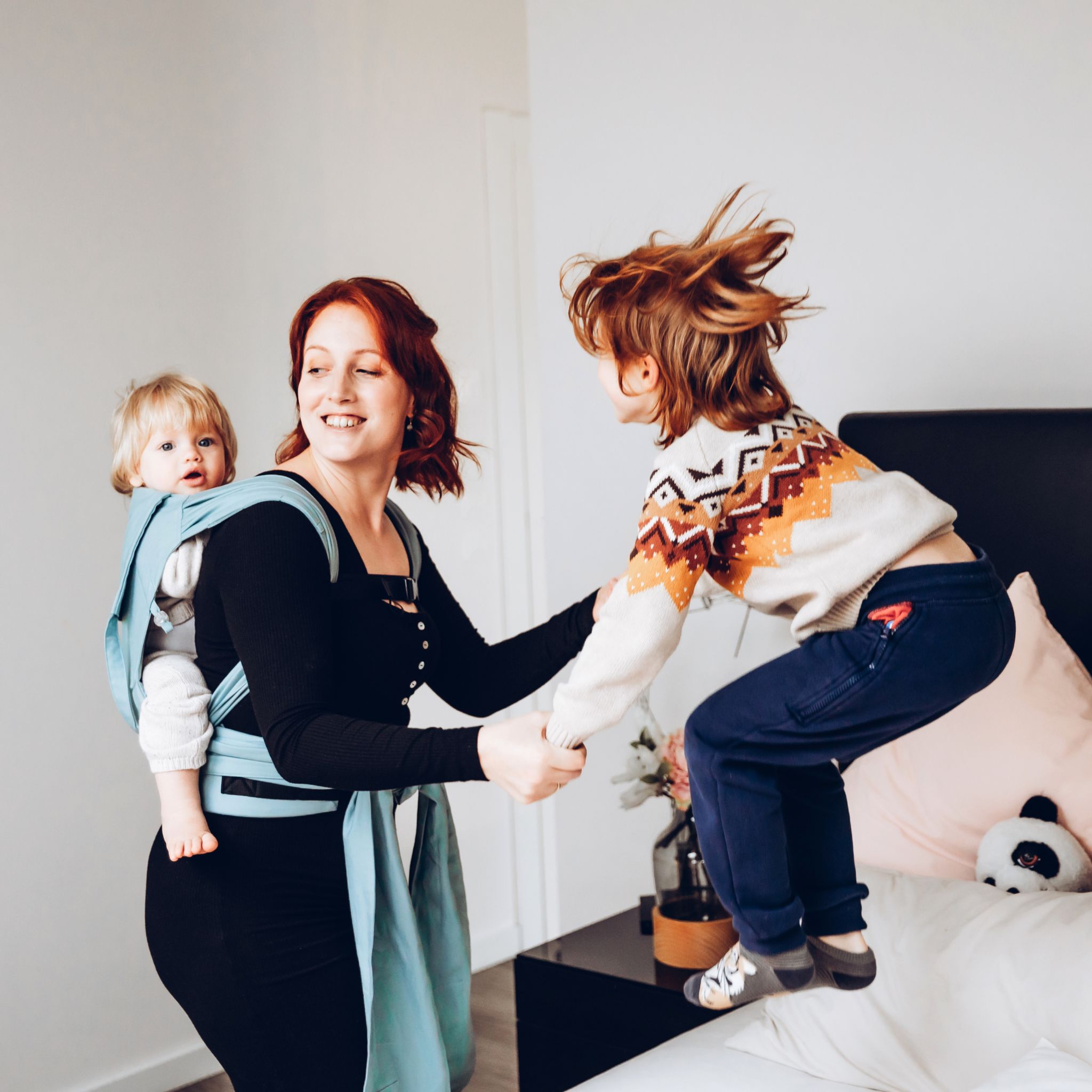 LELIBA Tai Babytrage mit Polster Leaf Kalliat