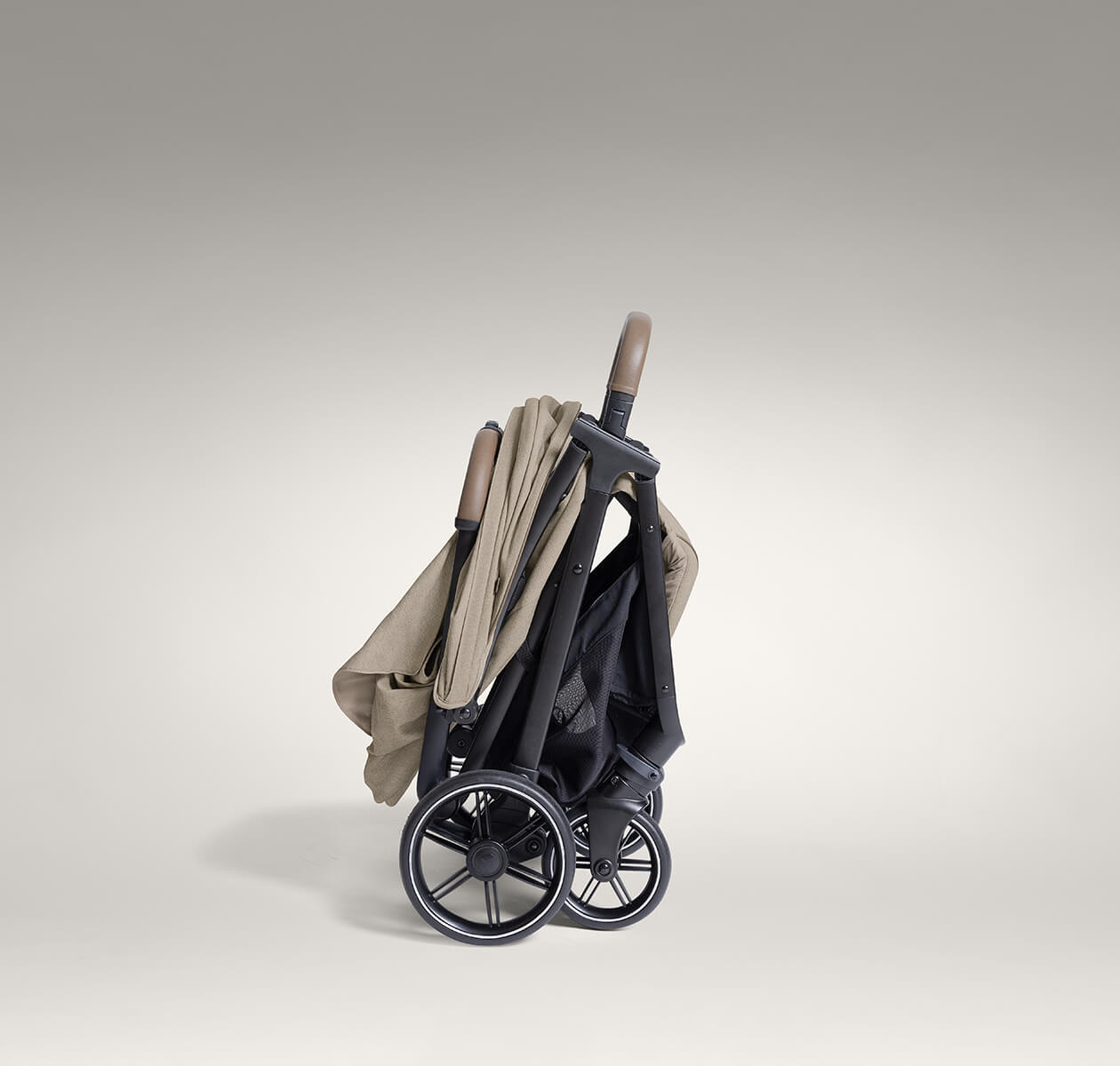 Joie Signature Parcel LX Buggy Sandstone Joie Signature Parcel LX Buggy Sandstone