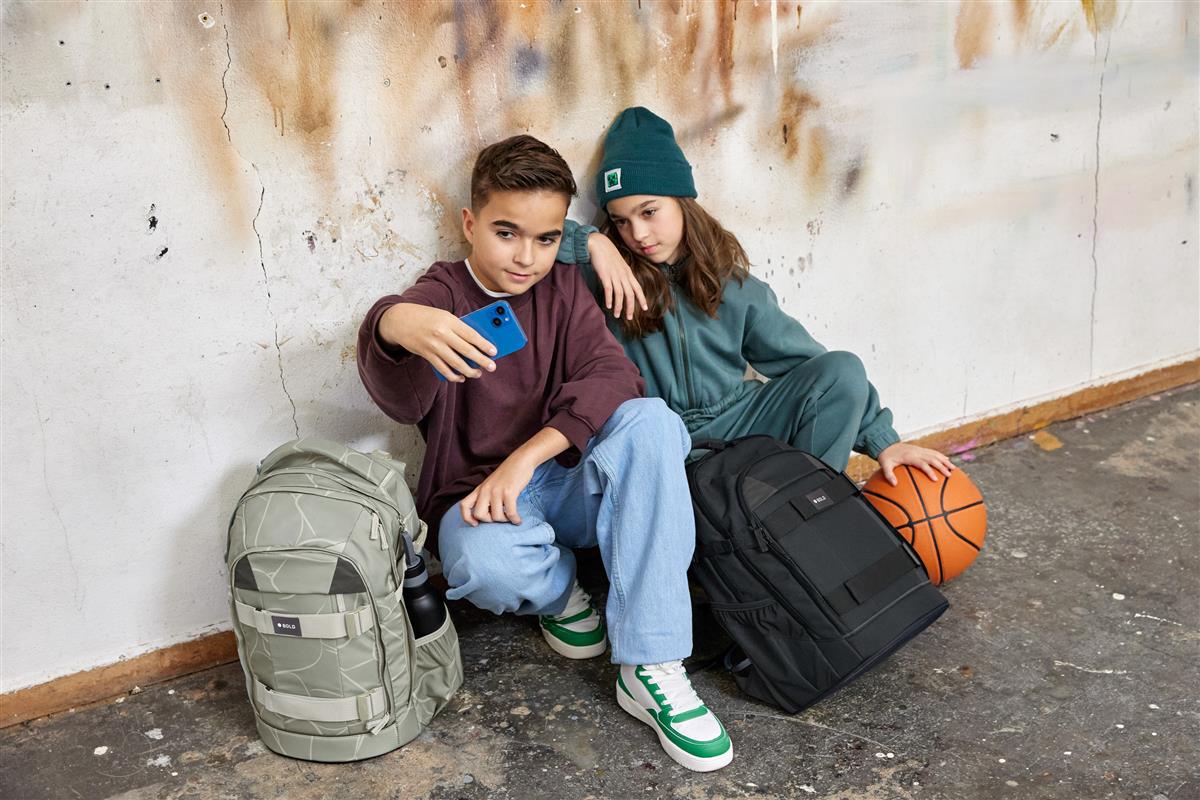 Lässig Schulrucksack BOLD Origin Curve Grün Lässig Schulrucksack BOLD Origin Curve Grün