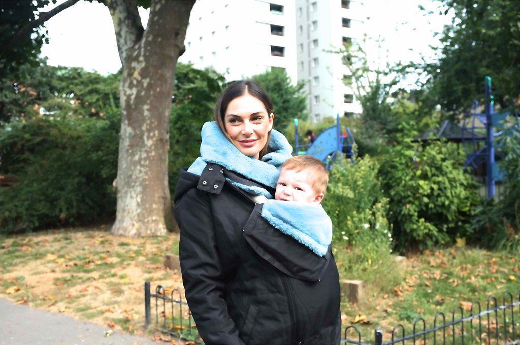 Wombat Tragejacke Wallaby 2.0 - XL - schwarz / türkis Wombat Tragejacke Wallaby 2.0 - XL - schwarz / türkis