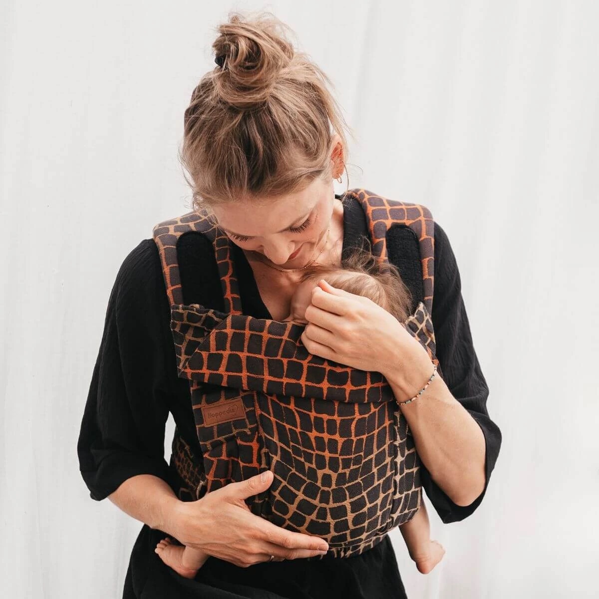 Hoppediz BONDOLINO B.PURE HalfBuckle (56 - 92 cm / 20 Kilo) Darwin black Hoppediz BONDOLINO B.PURE HalfBuckle (56 - 92 cm / 20 Kilo) Darwin black