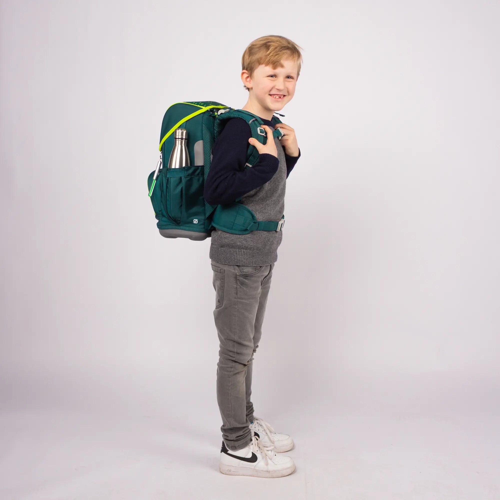 Schneiders Ergoplus Schulrucksack-Set 8-tlg. Soccer Star Schneiders Ergoplus Schulrucksack-Set 8-tlg. Soccer Star