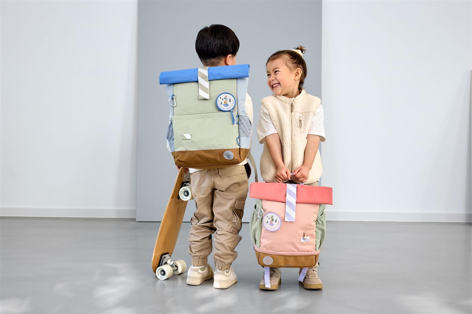 Lässig Kinderrucksack Medium Rolltop Sunny Explorer Grün Blau Lässig Kinderrucksack Medium Rolltop Sunny Explorer Grün Blau